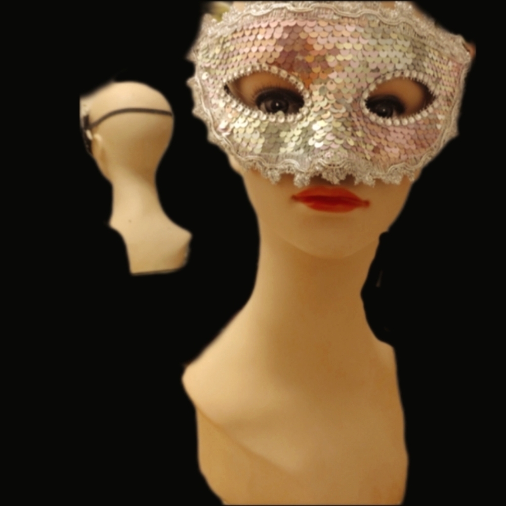 🆕Silver Sequins Sexy Lady Masquerade Ball Mask